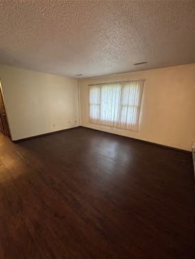 1461 Valley View Dr in Coralville, IA - Building Photo - Building Photo