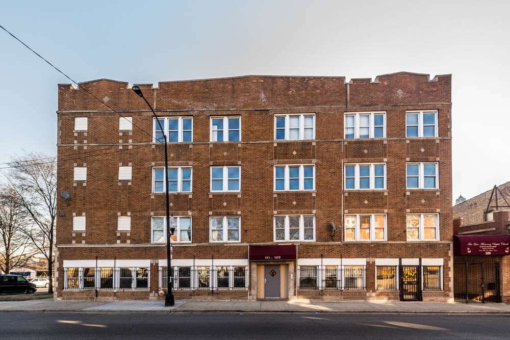 109 N Laramie Ave in Chicago, IL - Building Photo