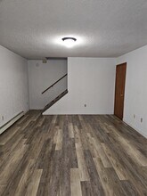 621 N Rogers Ave, Unit Apartment in Endicott, NY - Building Photo - Building Photo