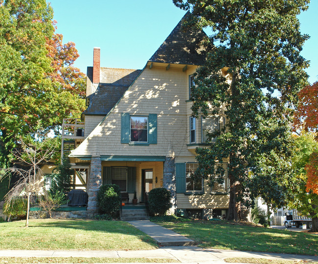 1142 2nd St SW in Roanoke, VA - Building Photo - Building Photo