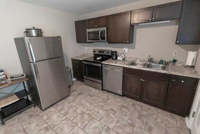 103 N Garth Ave in Columbia, MO - Building Photo - Building Photo