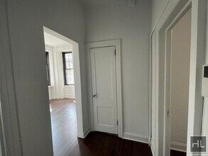 LEXINGTON AVENUE in New York, NY - Building Photo - Building Photo