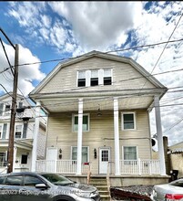 16 Pershing Street in Wilkes-Barre, PA - Building Photo - Building Photo