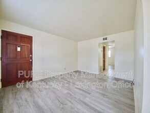 304 Quachita Trail in Frankfort, KY - Building Photo - Building Photo