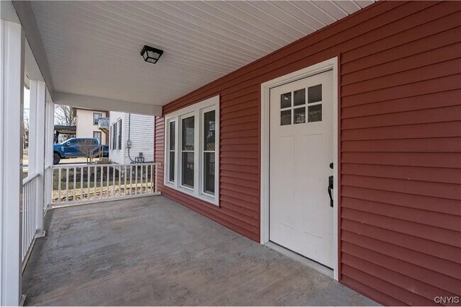 135 N Washington St in Carthage, NY - Building Photo - Building Photo