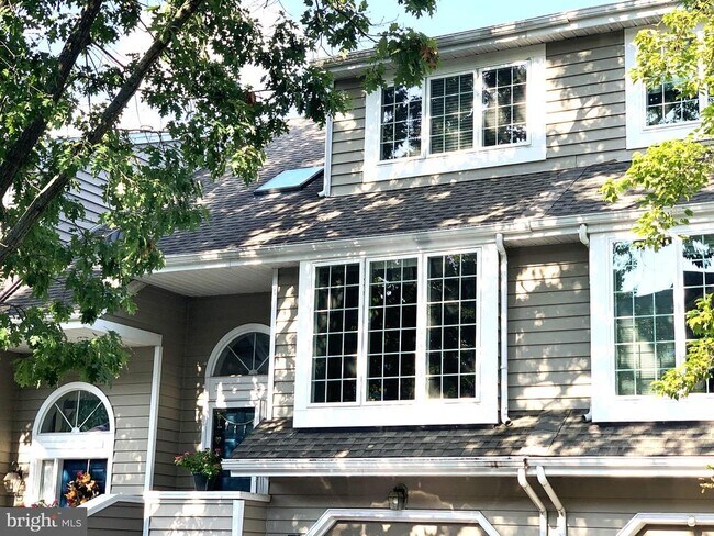 11 Cabot Dr in Chesterbrook, PA - Building Photo - Building Photo