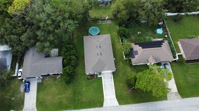 2920 Blackburn Ave in Deltona, FL - Building Photo - Building Photo