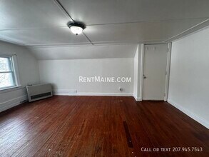 276 Main St, Unit 8 in Waterville, ME - Building Photo - Building Photo