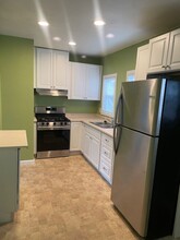 827 Cedar Ave-Unit -831 in Long Beach, CA - Building Photo - Building Photo