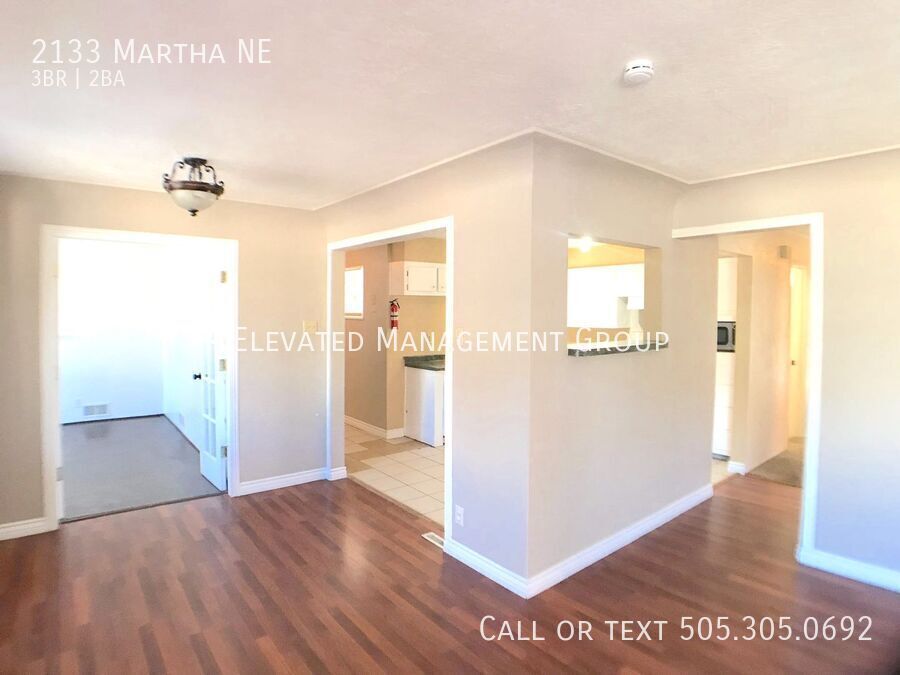 2133 Martha St NE in Albuquerque, NM - Building Photo