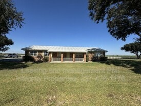 13306 Louisiana Hwy 697 N in Kaplan, LA - Building Photo