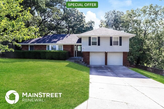 property at 5913 N Wyandotte St