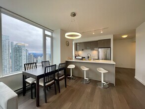 6333 Silver Ave in Burnaby, BC - Building Photo - Building Photo