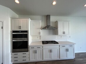 29509 Whitewood St in Menifee, CA - Foto de edificio - Building Photo