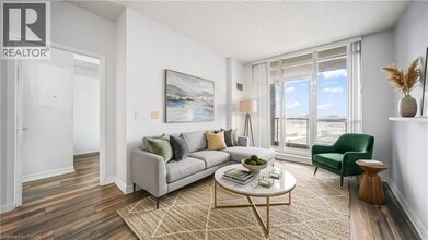 388 Prince of Wales Dr in Mississauga, ON - Building Photo - Building Photo