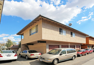 828 N Glassell St in Orange, CA - Building Photo - Building Photo