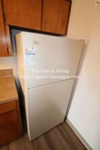 3712 S Kelly Ave in Portland, OR - Foto de edificio - Building Photo