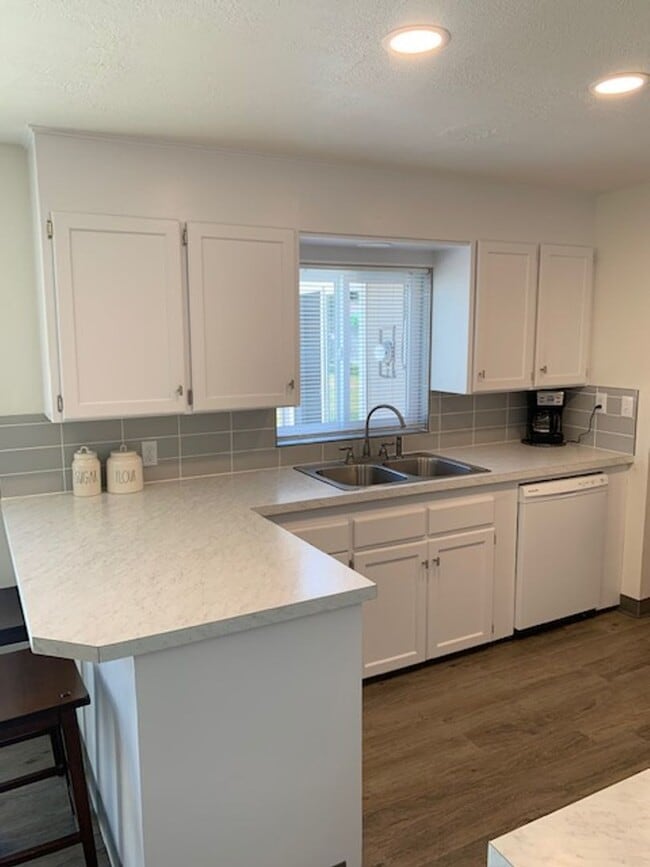 1106 N Bates Rd in Spokane Valley, WA - Building Photo - Building Photo