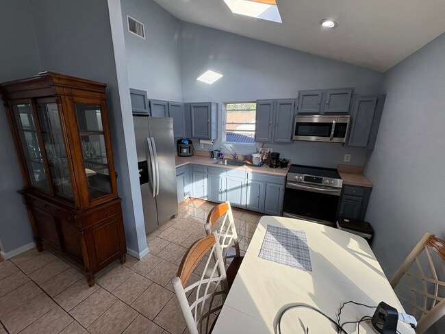 50 Eisenhower Ave, Unit 1