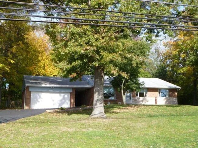 property at 5720 Old Pfeiffer Ln