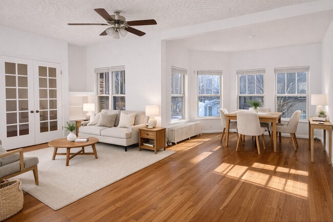 6901 S Crandon Ave in Chicago, IL - Building Photo - Building Photo