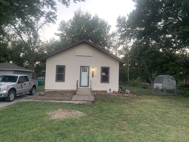 property at 1025 N 45th St