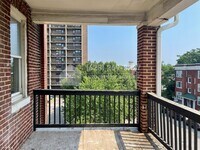 2444 Callow Ave photo'