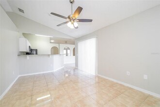 321 Erie Dr in Kissimmee, FL - Building Photo - Building Photo