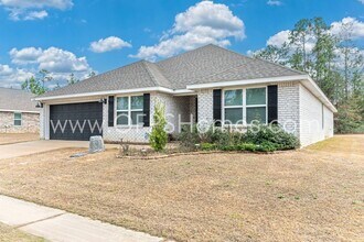 6705 Sarah Ann Way in Laurel Hill, FL - Building Photo - Building Photo