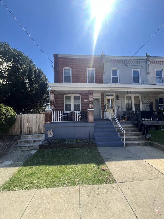 property at 220 E Liberty St