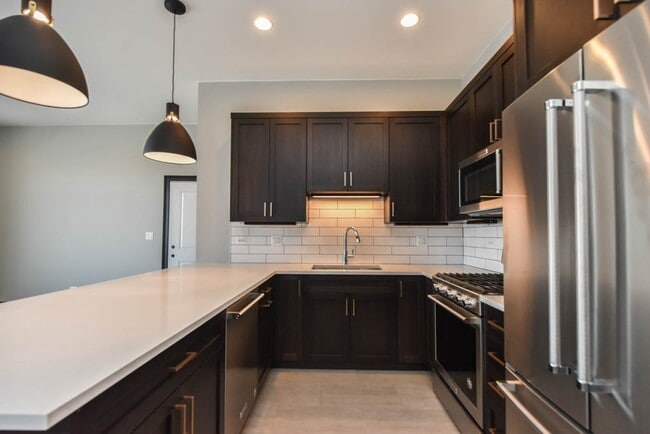 4326 N Ashland Ave, Unit G00C in Chicago, IL - Foto de edificio - Building Photo