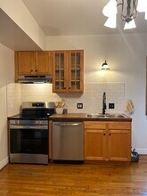 914 W Front St, Unit River Side in Monroe, MI - Building Photo - Building Photo