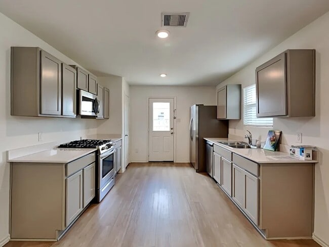 24123 Mustang Run Dr in Hockley, TX - Foto de edificio - Building Photo