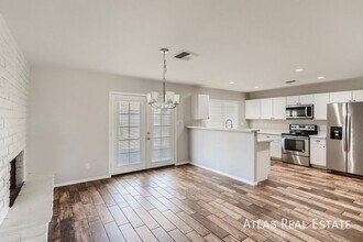 10817 N 46th Ave in Glendale, AZ - Building Photo - Building Photo