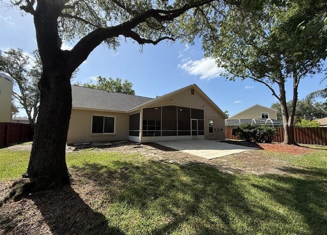 1103 Evening Trail Dr in Zephyrhills, FL - Building Photo - Building Photo