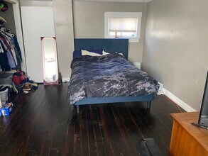 256 Warner St in Cincinnati, OH - Foto de edificio - Building Photo