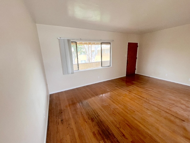 516 W F St in Ontario, CA - Building Photo - Building Photo