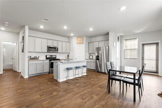 177 Spider Lily Dr in Kyle, TX - Building Photo - Building Photo