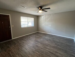 401 E C St in Russellville, AR - Building Photo - Building Photo
