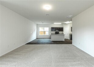 15204 Kent Justin Dr in Austin, TX - Building Photo - Building Photo
