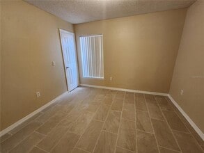 6913 Long Needle Ct in Orlando, FL - Building Photo - Building Photo