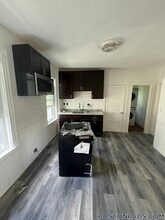 33 Hancock St, Unit 3 in Cambridge, MA - Building Photo - Building Photo