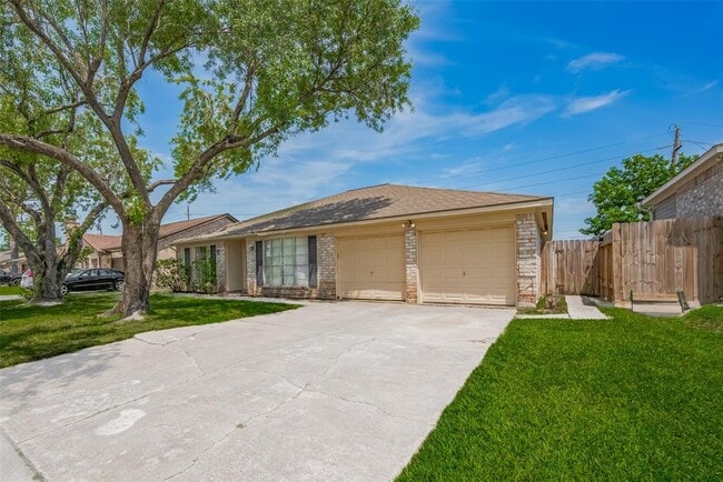 10306 Jillana Kaye Dr in Houston, TX - Building Photo - Building Photo