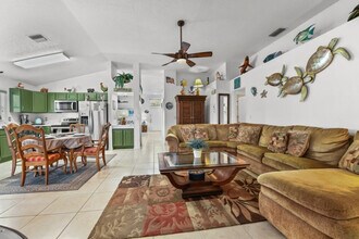 2966 Viscount Cir in Kissimmee, FL - Building Photo - Building Photo