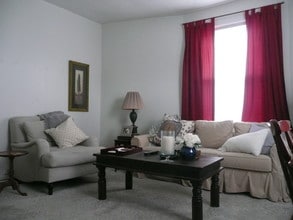 3549 Edwards Rd, Unit 2 and 3 floors in Cincinnati, OH - Foto de edificio - Building Photo