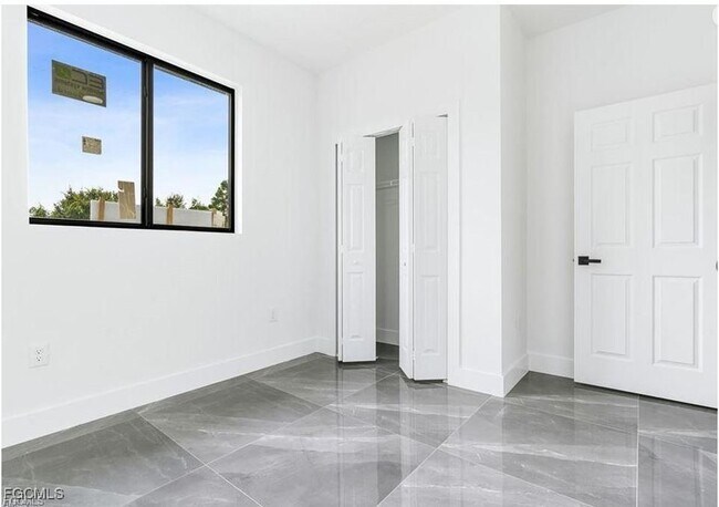 128 Nave Ave S in Lehigh Acres, FL - Building Photo - Building Photo