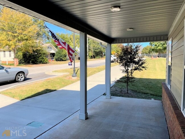 615 Jefferson St in Lagrange, GA - Building Photo - Building Photo