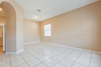 12805 Woodbury Glen Dr in Orlando, FL - Building Photo - Building Photo