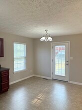 409 Cedar Hollow Dr in Bowling Green, KY - Building Photo - Building Photo