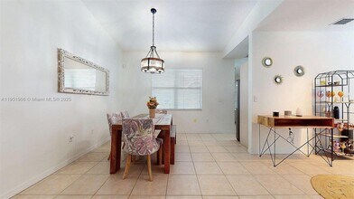 12567 SW 121st Ave in Miami, FL - Building Photo - Building Photo